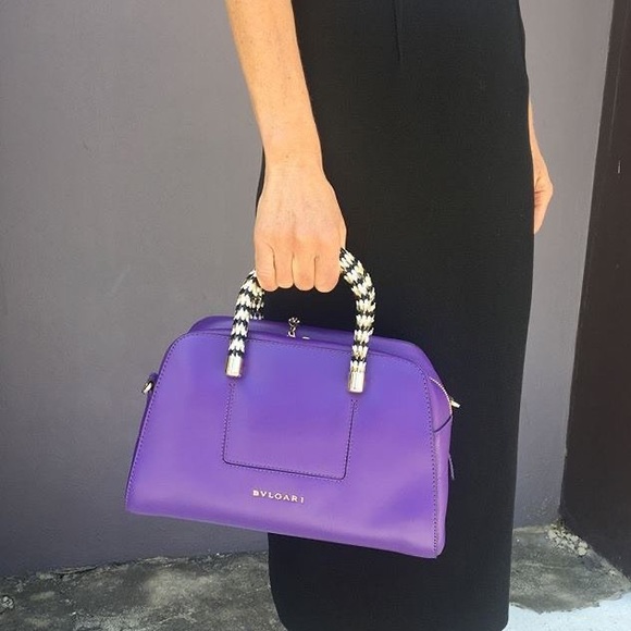 Authentic Bvlgari black leather top handle bag - Picture 11 of 11